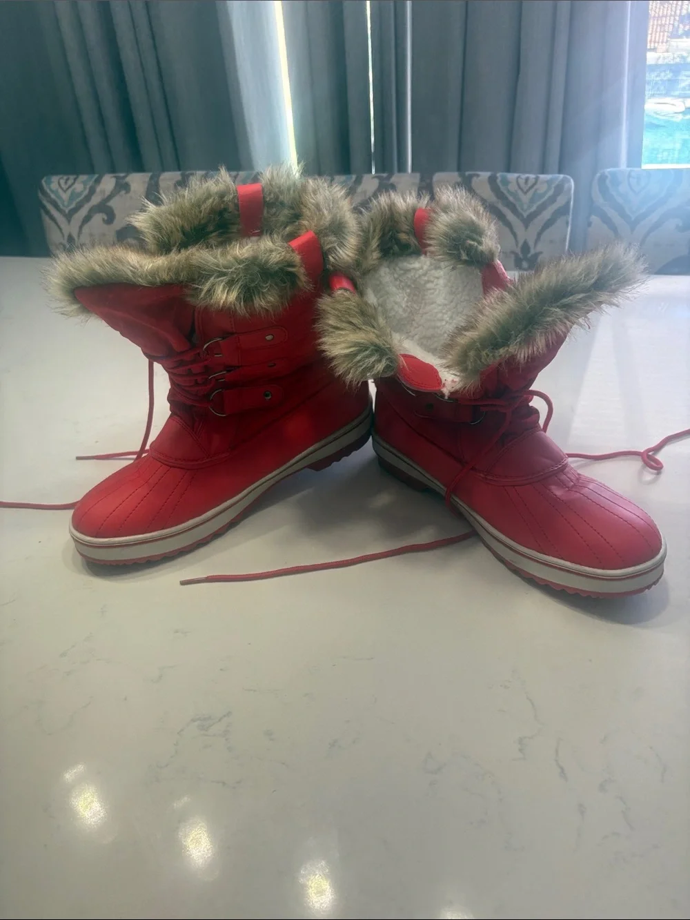 Red Women's Faux-Fur Winter Boots - Brand